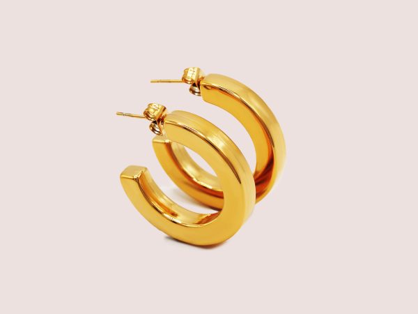 chunky gold hoop earrings