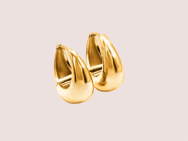 oblong hoop earrings in gold