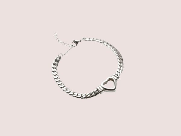 heart bracelet in silver