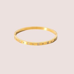 circle & star bangle