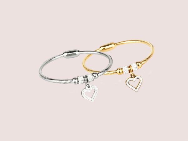 heart magnet bracelet