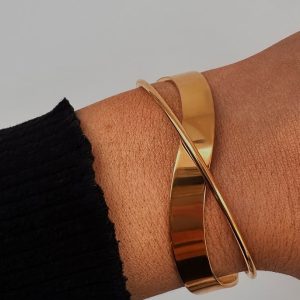 wave cuff bangle